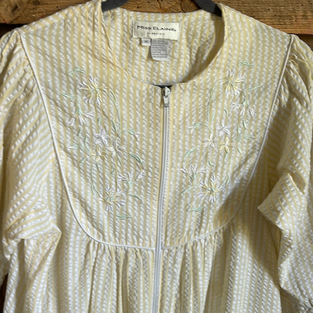 Miss Elaine Cream Striped Embroidered Robe